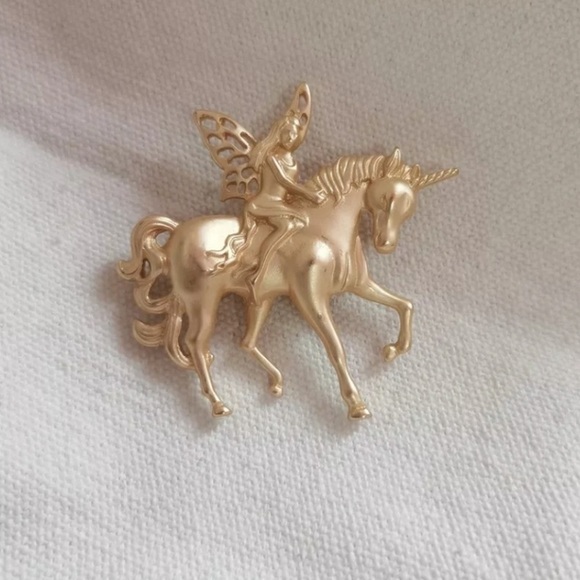 Fanciful Fairy Unicorn pendant brooch Sprite pixie elf Imp faerie faery Pegasus - Picture 7 of 13